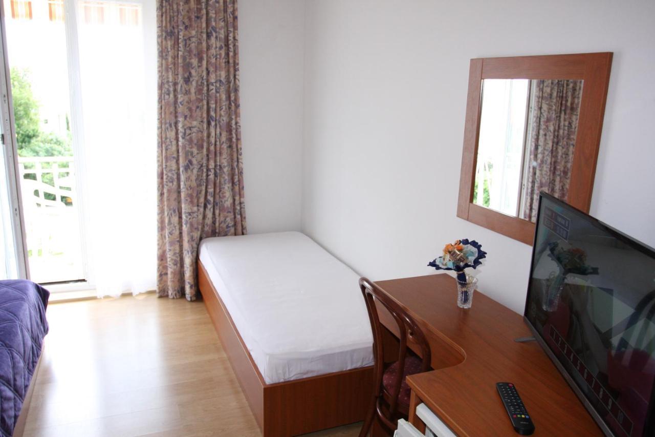 Apartments & Rooms Cakelic Mlini Bagian luar foto