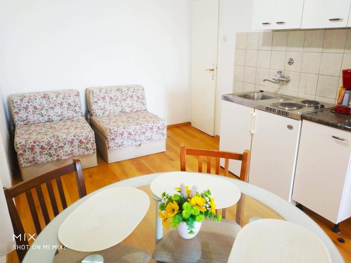 Apartments & Rooms Cakelic Mlini Bagian luar foto