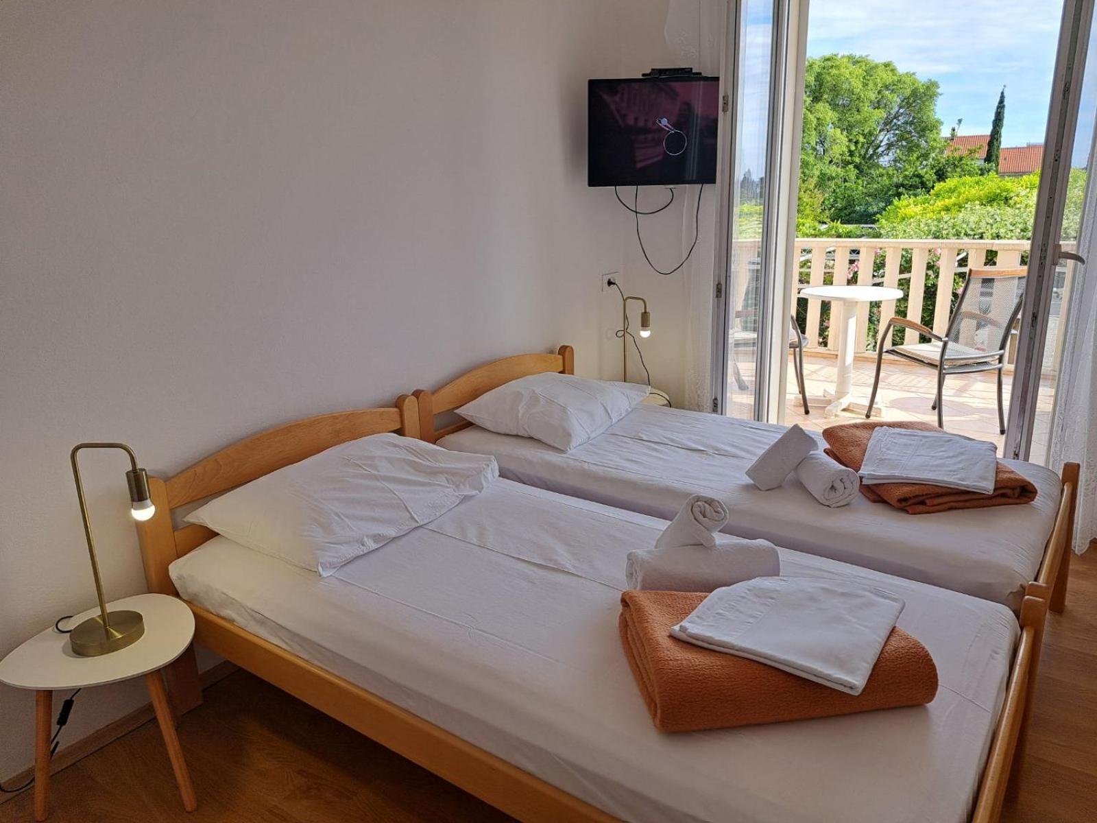 Apartments & Rooms Cakelic Mlini Bagian luar foto