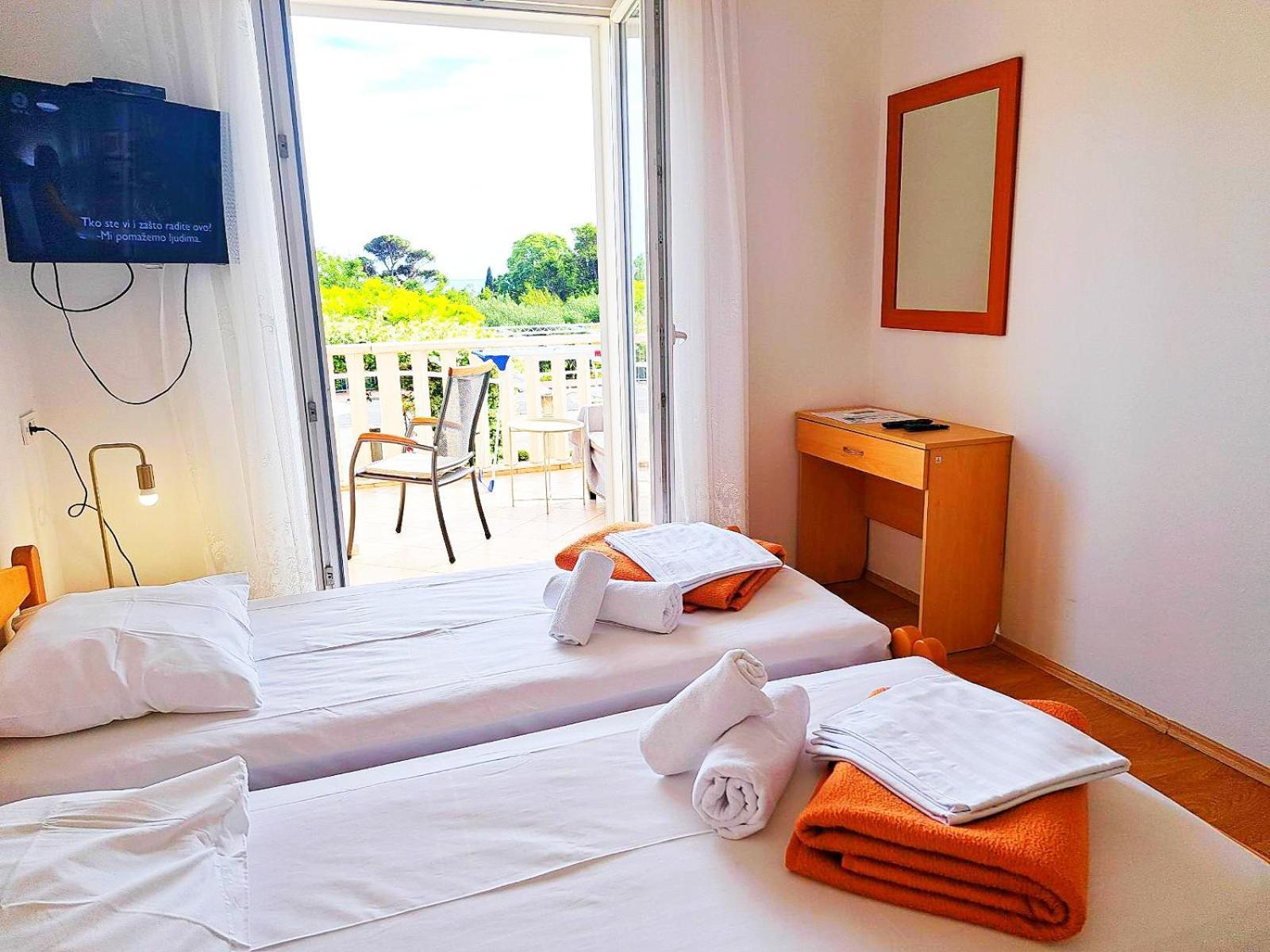 Apartments & Rooms Cakelic Mlini Bagian luar foto