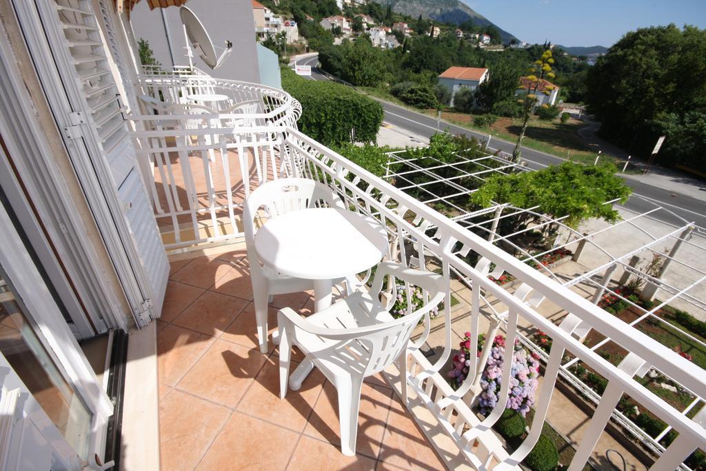 Apartments & Rooms Cakelic Mlini Bagian luar foto